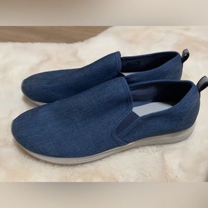 Easy Spirit Womens Liv2 Casual Athletic and Training Shoes Blue, womens size 10N